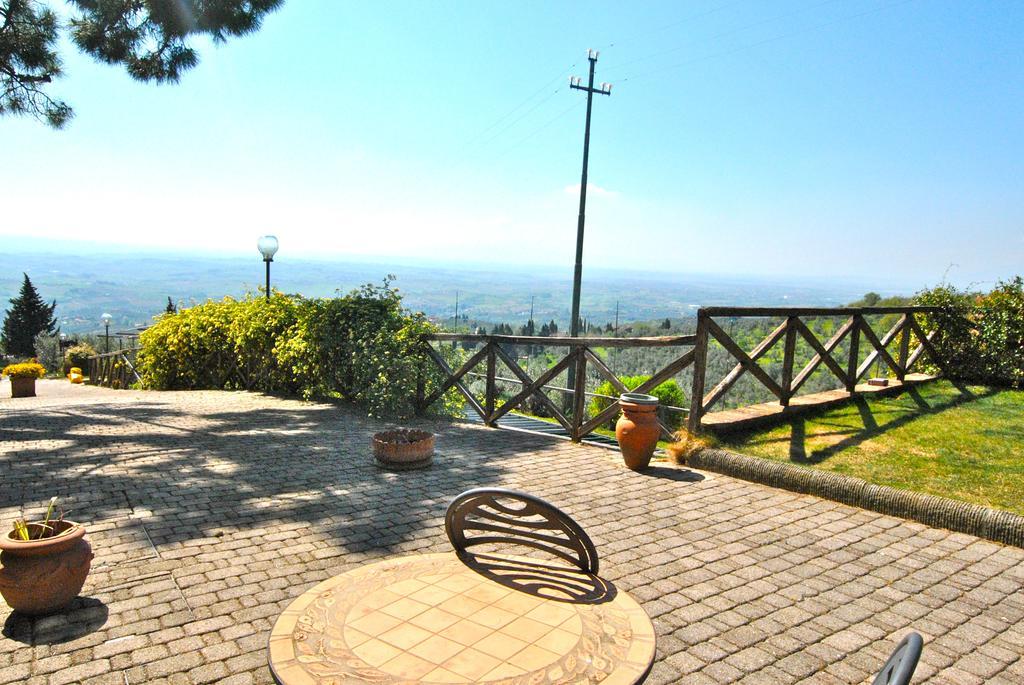Casa Vacanze La Porta วินชี ภายนอก รูปภาพ